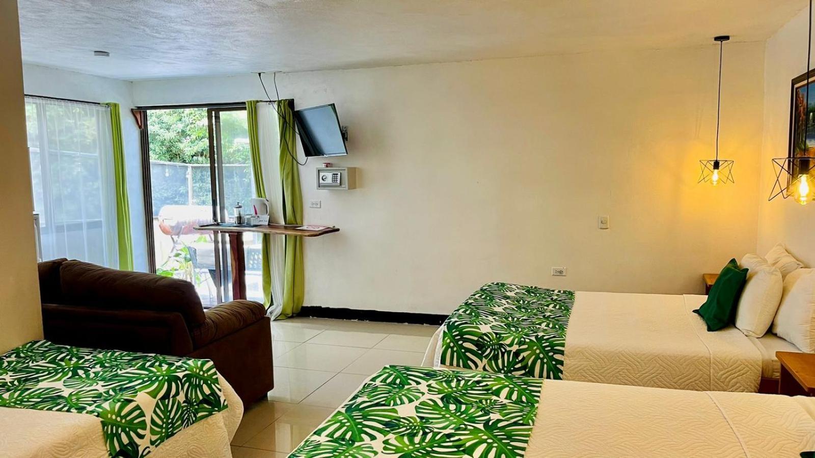 Freddy'S Place B&B Monteverde Екстериор снимка