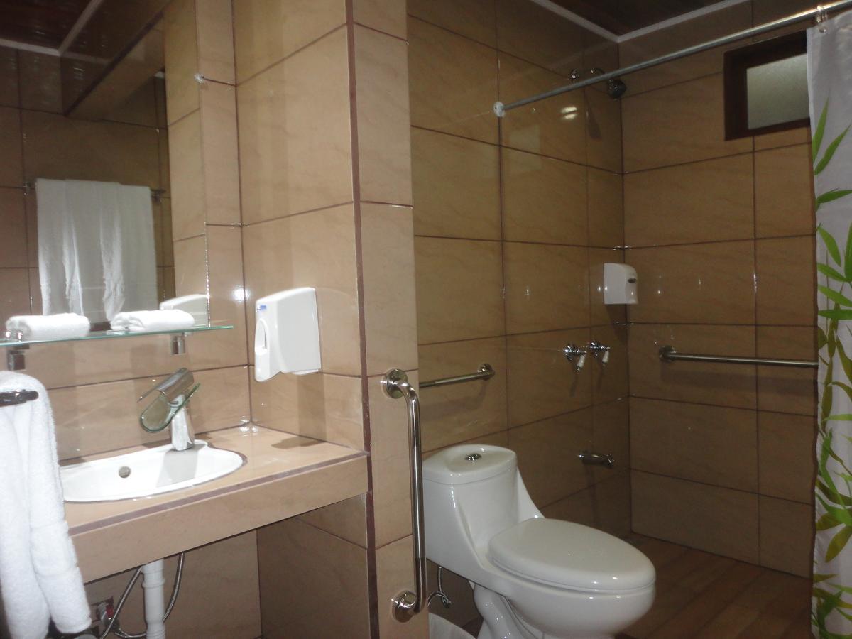 Freddy'S Place B&B Monteverde Екстериор снимка
